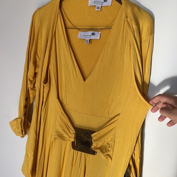 Completely Me by Liz Lange yellow sweater and dress set - Picture 5 of 7